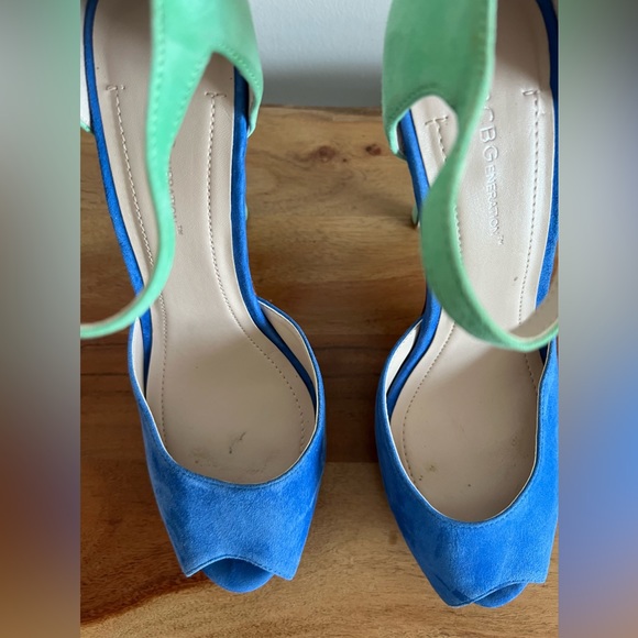 BCBGeneration Lin Color Block Peep Toe Suede Stiletto - Size 8.5 - Picture 11 of 14